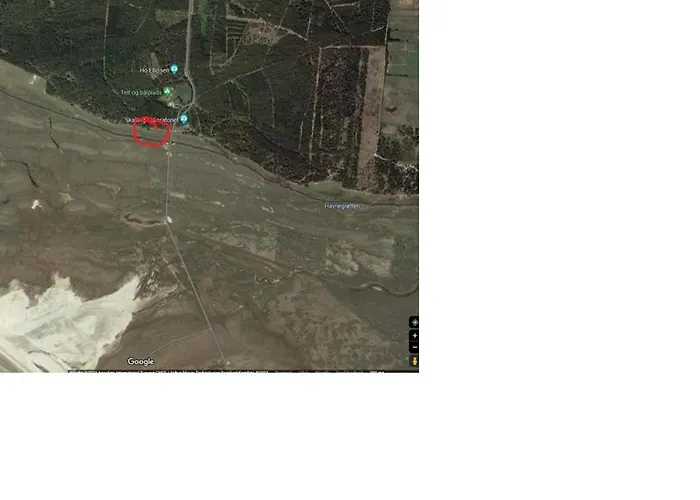 Knaldhytten بيت للعطل